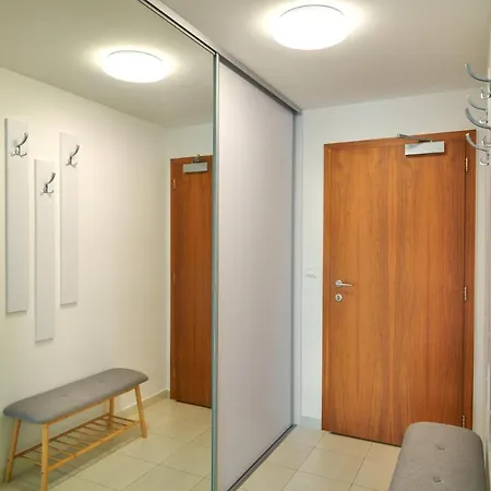 Donnovall Apartment *
